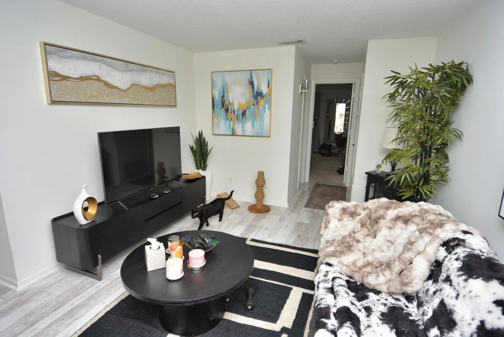 10 LAKE VISTA TRAIL #203 Port St. Lucie, FL 34952
