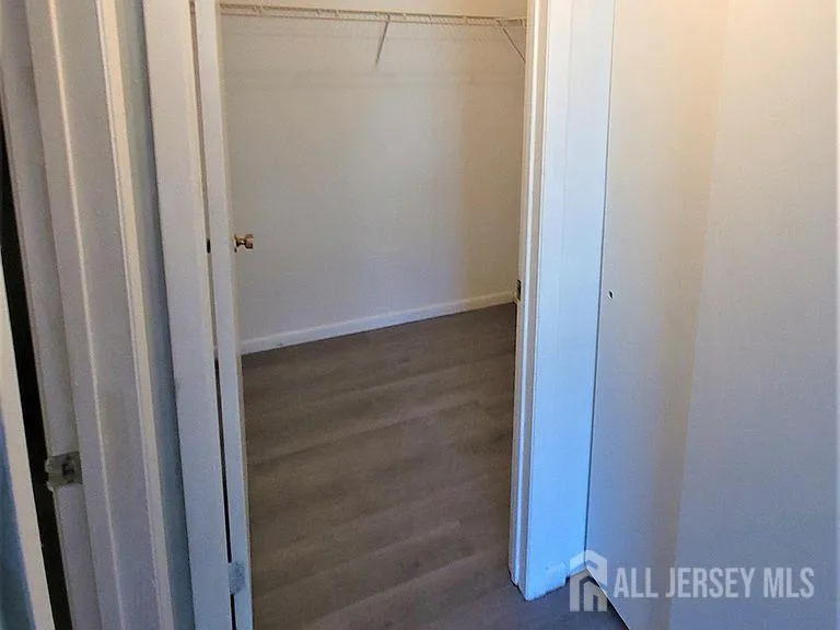 17 Deerberry Lane South Brunswick, NJ 08852
