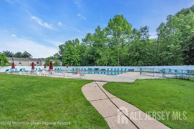 17 Deerberry Lane South Brunswick, NJ 08852
