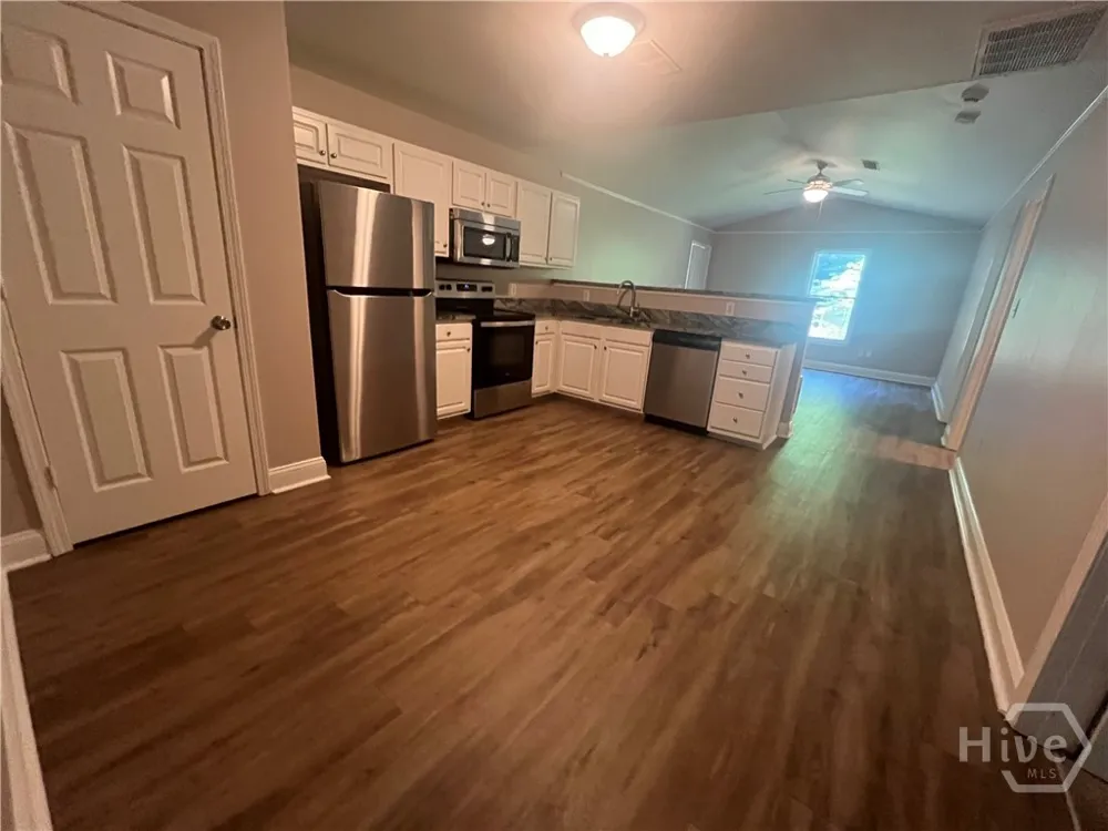 525 Rustwood Athens, GA 30606