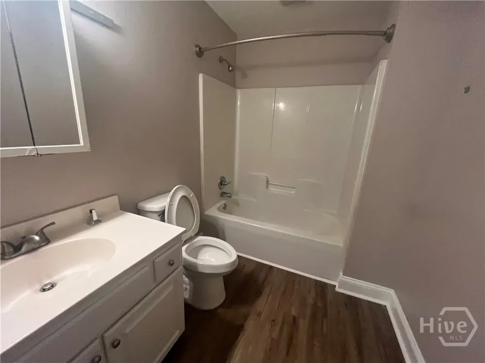 525 Rustwood Athens, GA 30606