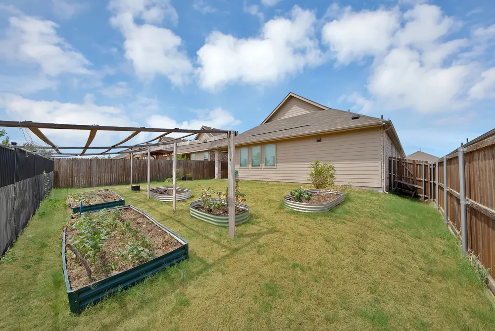 3101 Paruament Drive Denton, TX 76207