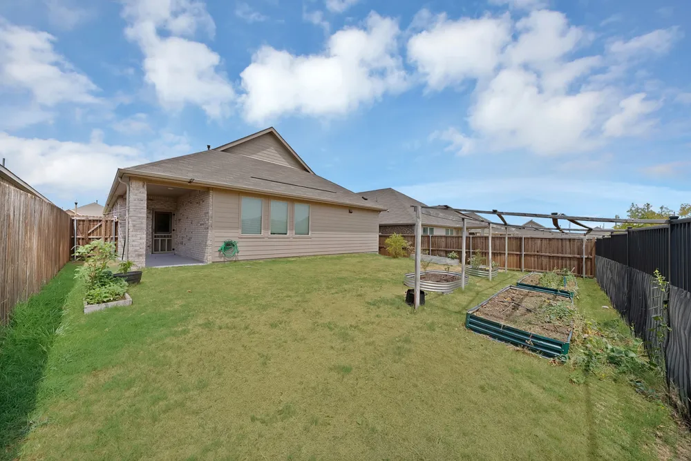 3101 Paruament Drive Denton, TX 76207