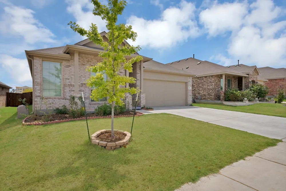 3101 Paruament Drive Denton, TX 76207