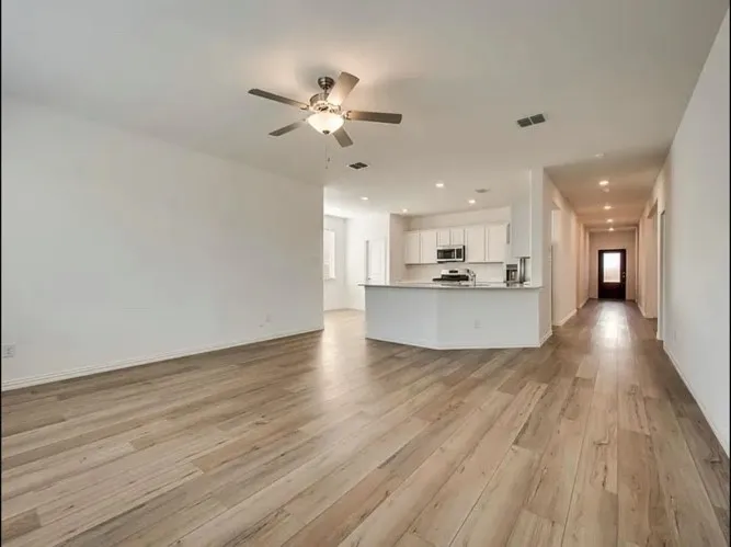 3101 Paruament Drive Denton, TX 76207