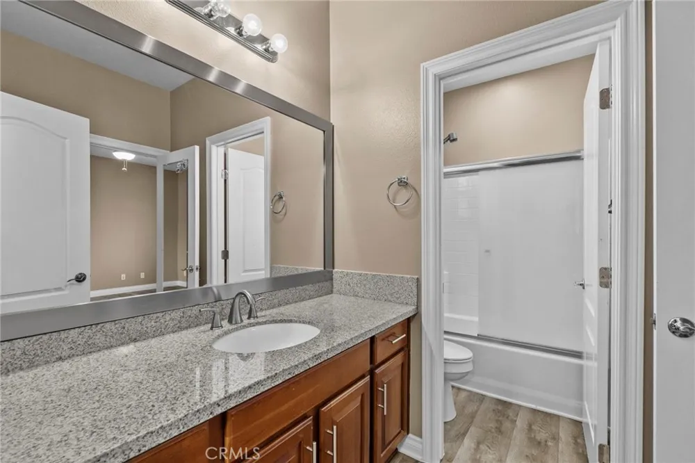 24027 Semillon Murrieta, CA 92562