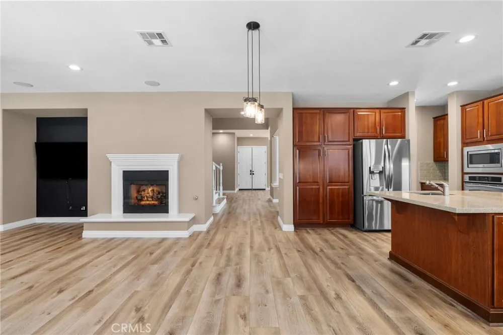 24027 Semillon Murrieta, CA 92562