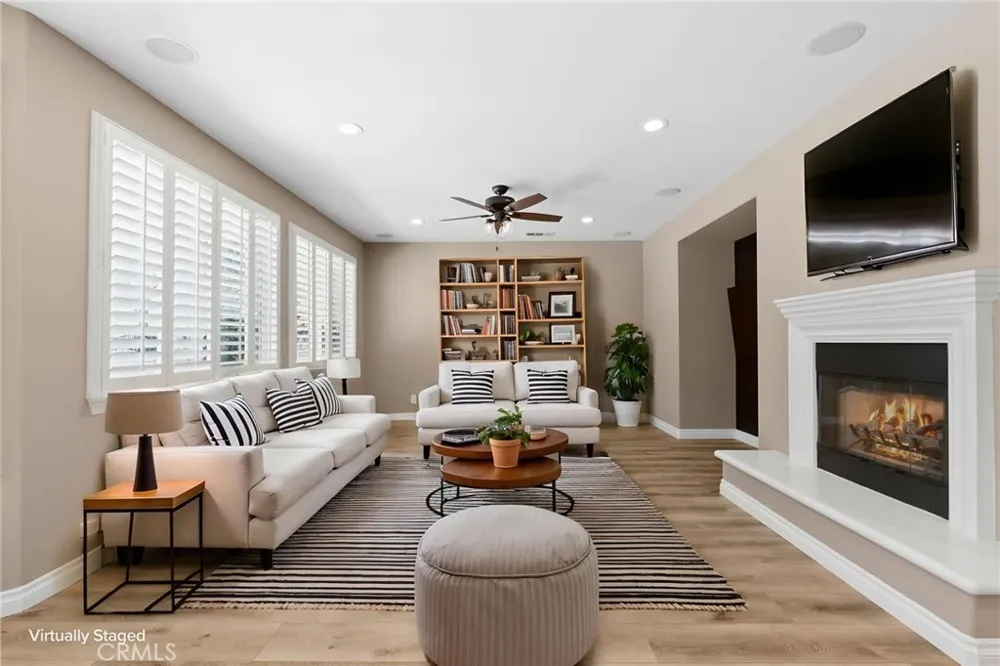 24027 Semillon Murrieta, CA 92562