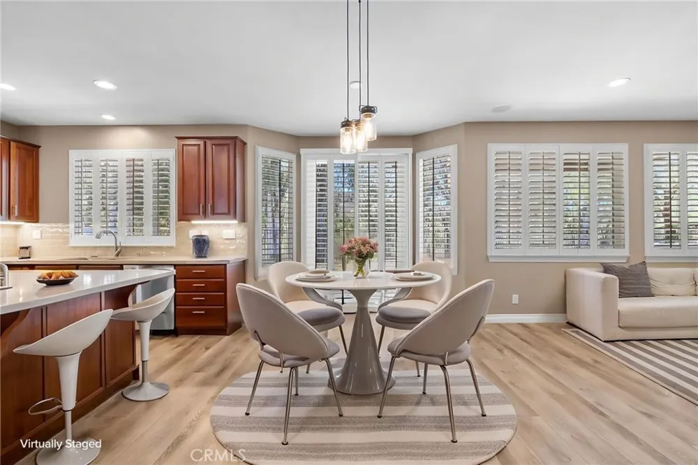 24027 Semillon Murrieta, CA 92562