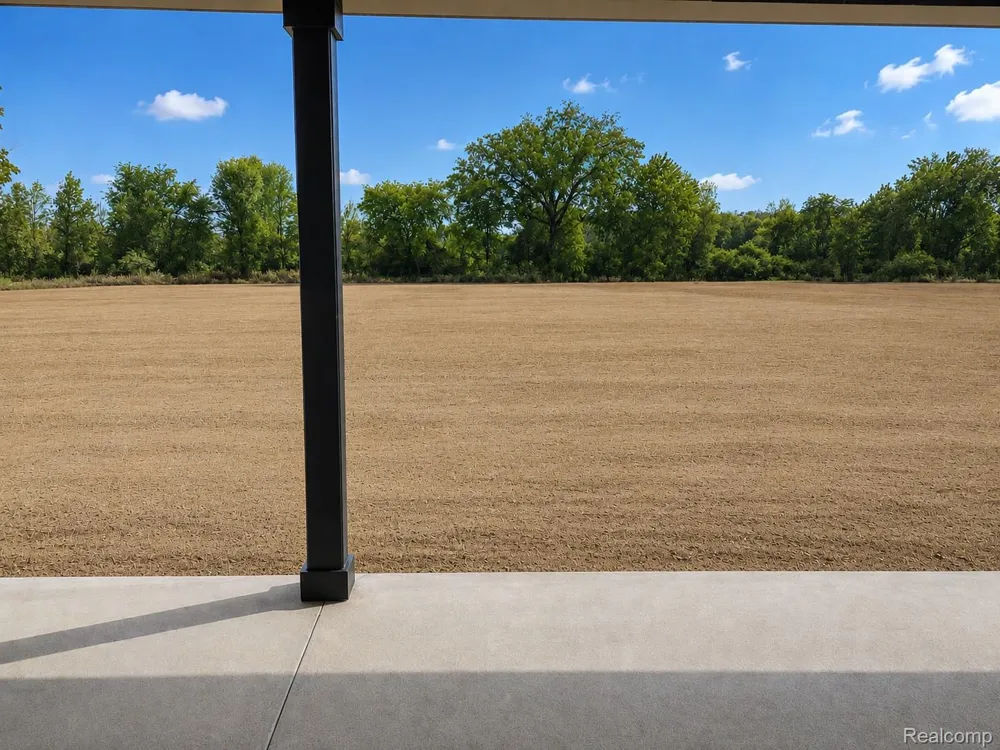 5 DAISY LANE Almont Township, MI 48003