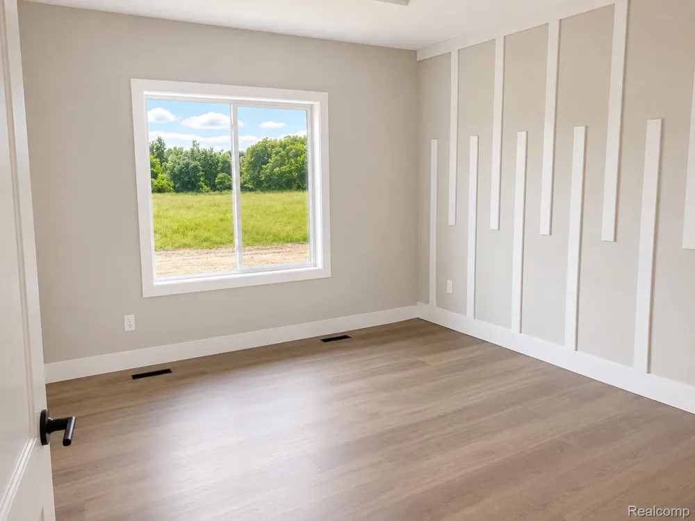 5 DAISY LANE Almont Township, MI 48003