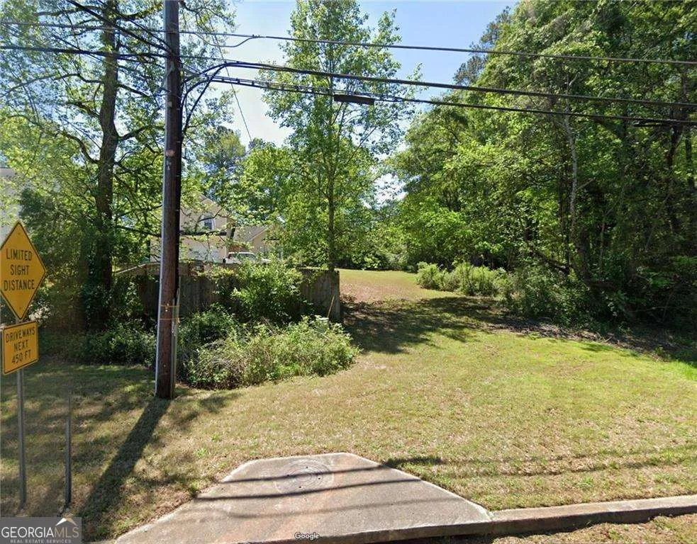 3622 Waldrop RD Decatur, GA 30034