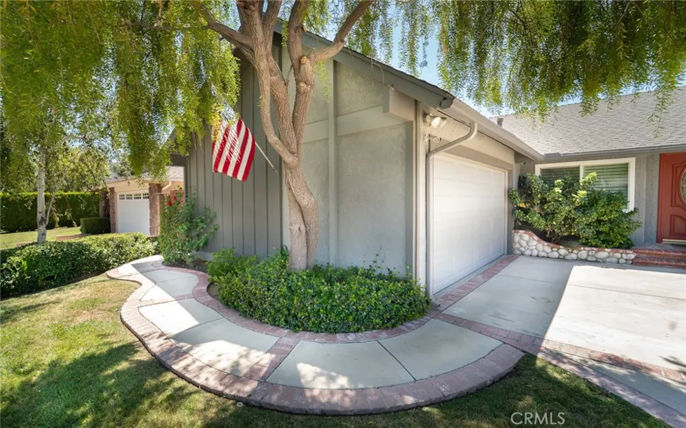 6050 E Malton Avenue Simi Valley, CA 93063