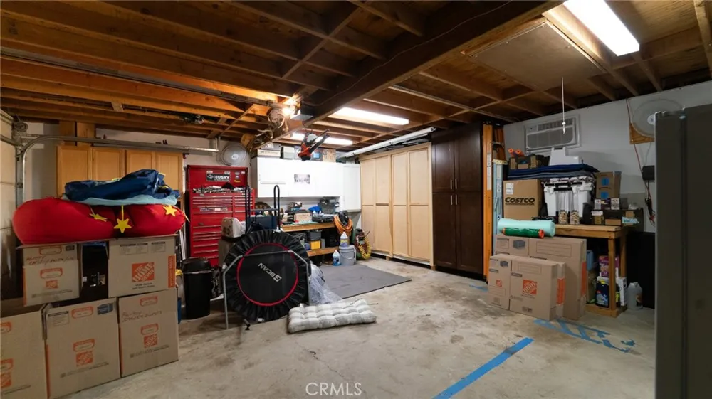 6050 E Malton Avenue Simi Valley, CA 93063