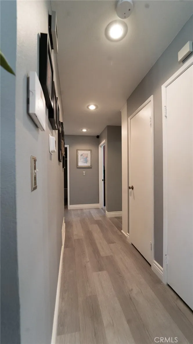 6050 E Malton Avenue Simi Valley, CA 93063