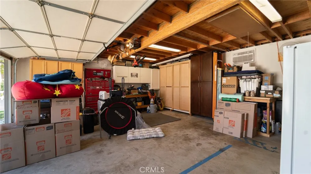 6050 E Malton Avenue Simi Valley, CA 93063