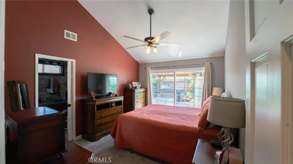 6050 E Malton Avenue Simi Valley, CA 93063