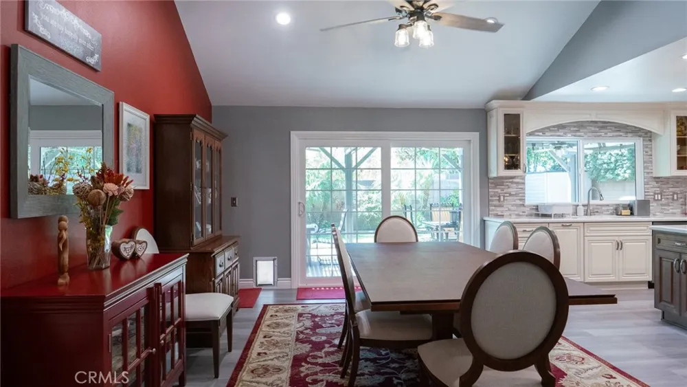 6050 E Malton Avenue Simi Valley, CA 93063