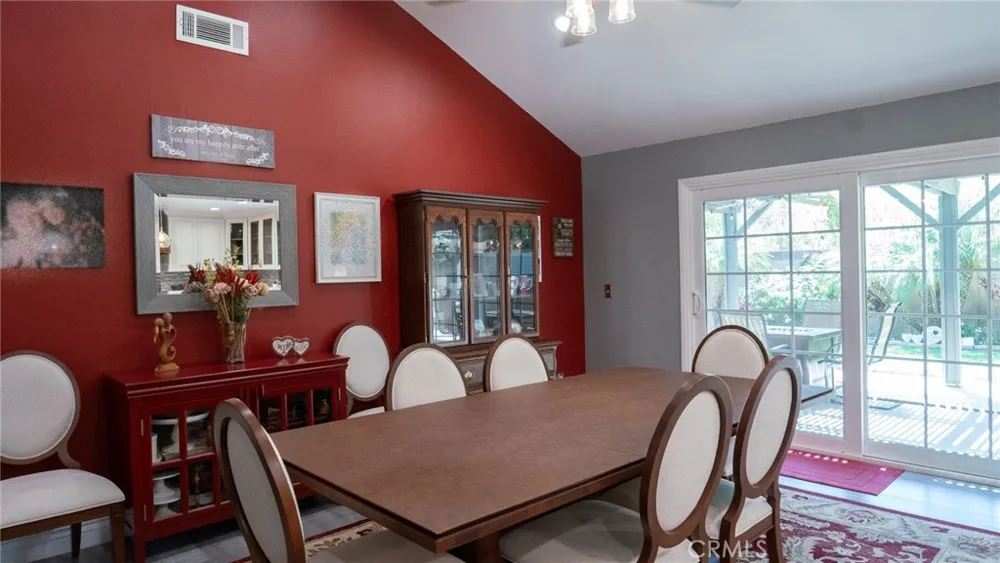 6050 E Malton Avenue Simi Valley, CA 93063