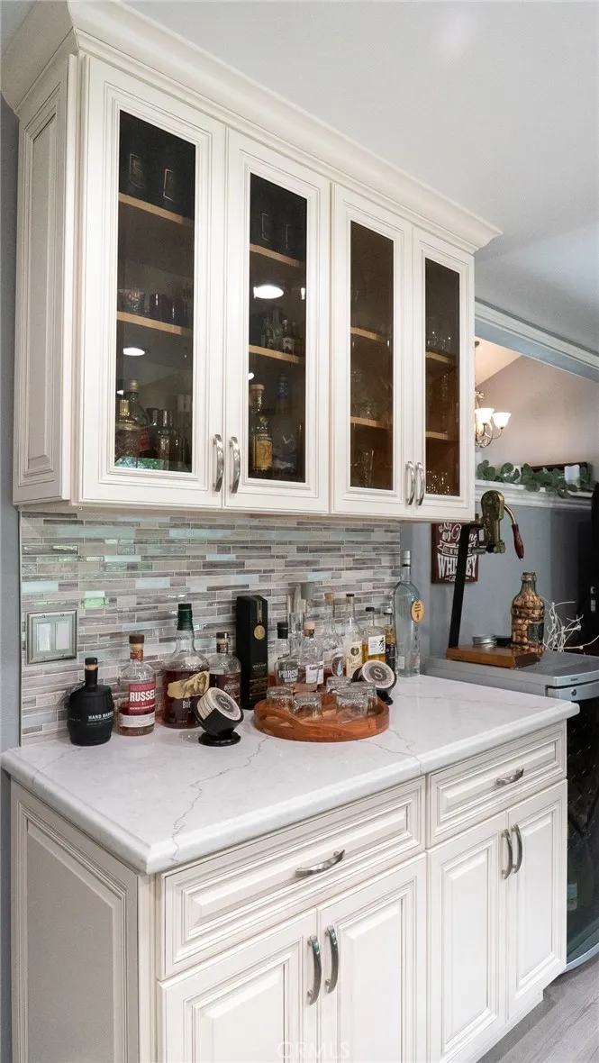 6050 E Malton Avenue Simi Valley, CA 93063