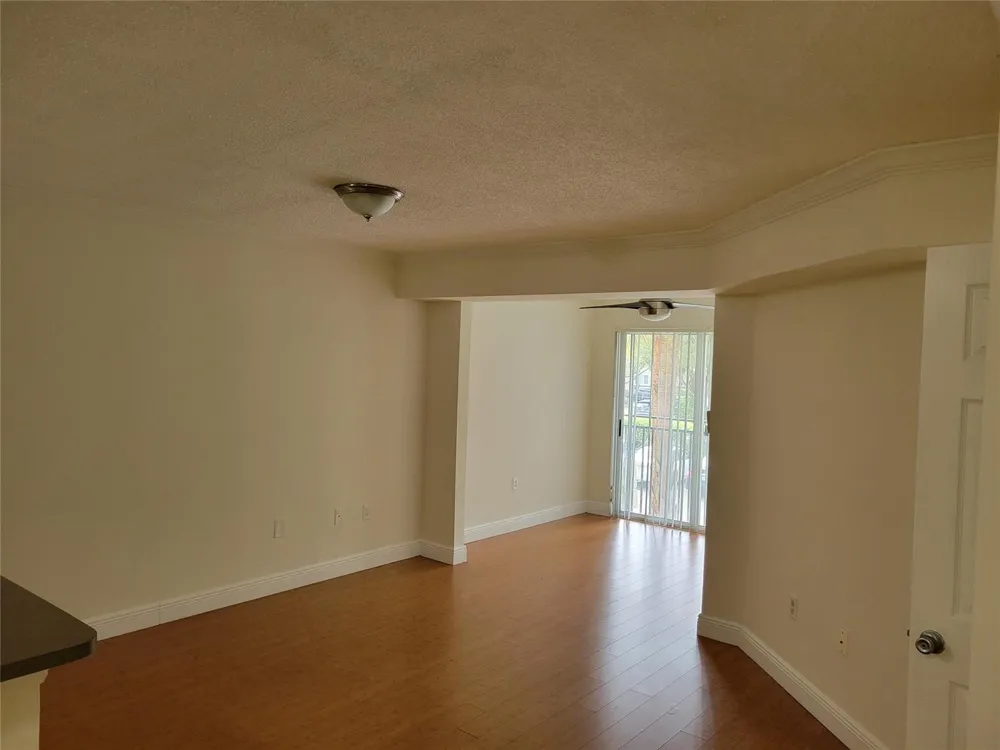 2496 CENTERGATE DRIVE #203 Miramar, FL 33025