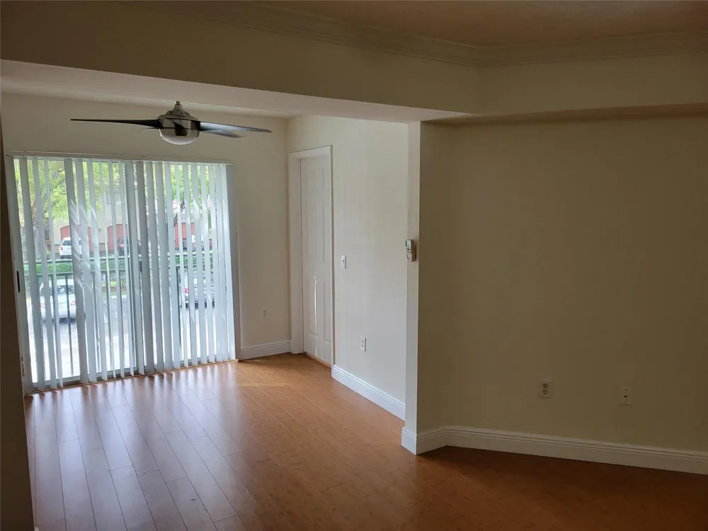 2496 CENTERGATE DRIVE #203 Miramar, FL 33025