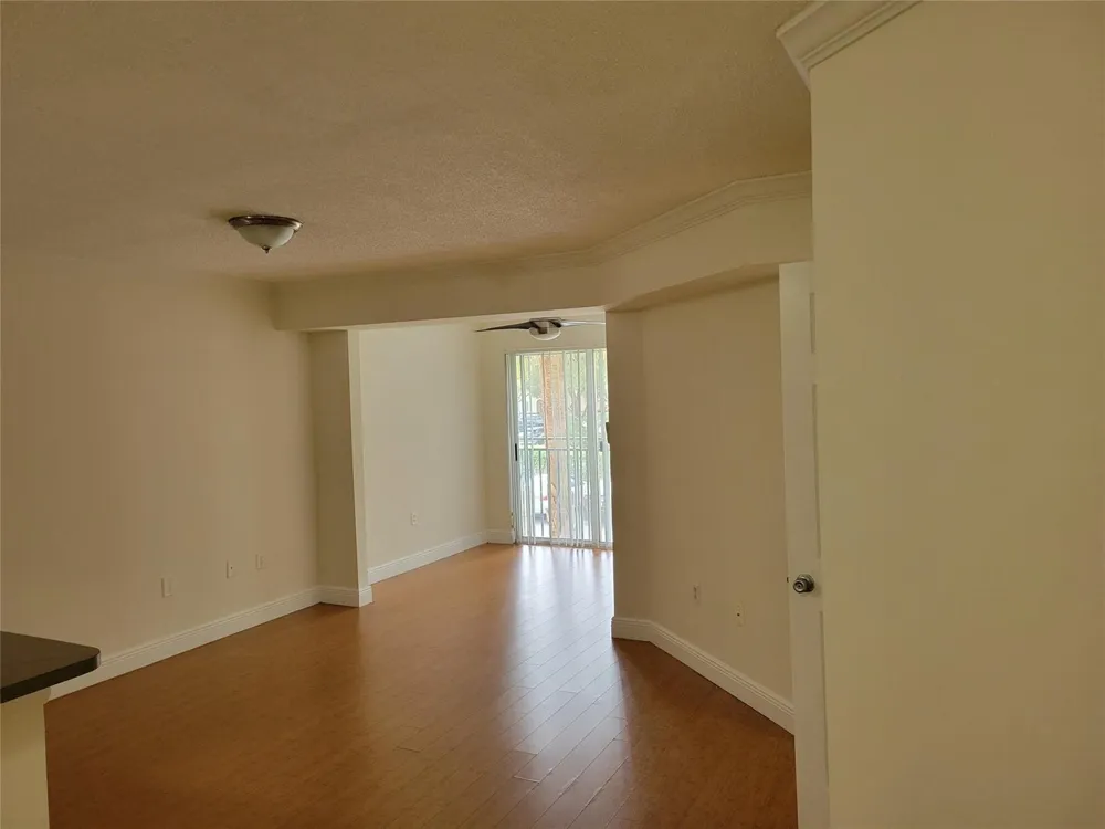 2496 CENTERGATE DRIVE #203 Miramar, FL 33025