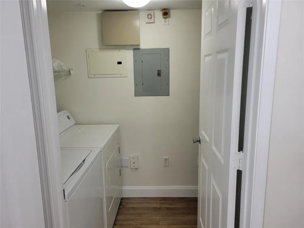 2496 CENTERGATE DRIVE #203 Miramar, FL 33025
