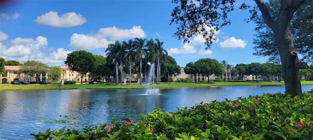 2496 CENTERGATE DRIVE #203 Miramar, FL 33025