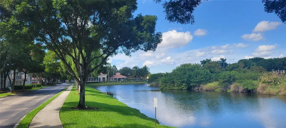 2496 CENTERGATE DRIVE #203 Miramar, FL 33025