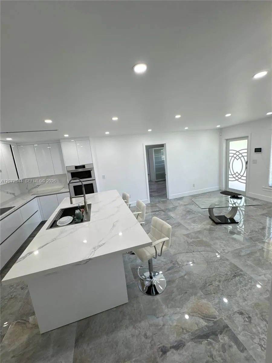 5500 NW 178th Ter Miami Gardens, FL 33055