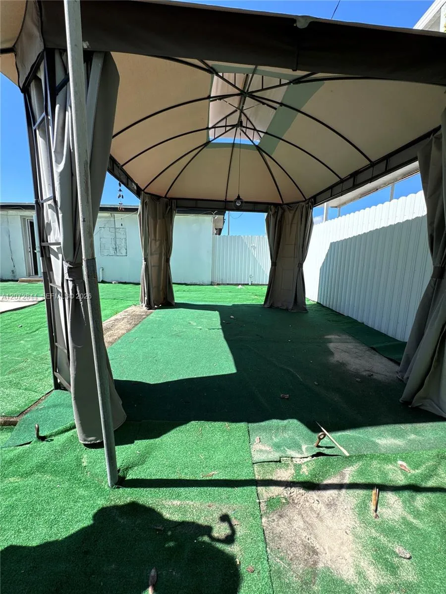5500 NW 178th Ter Miami Gardens, FL 33055