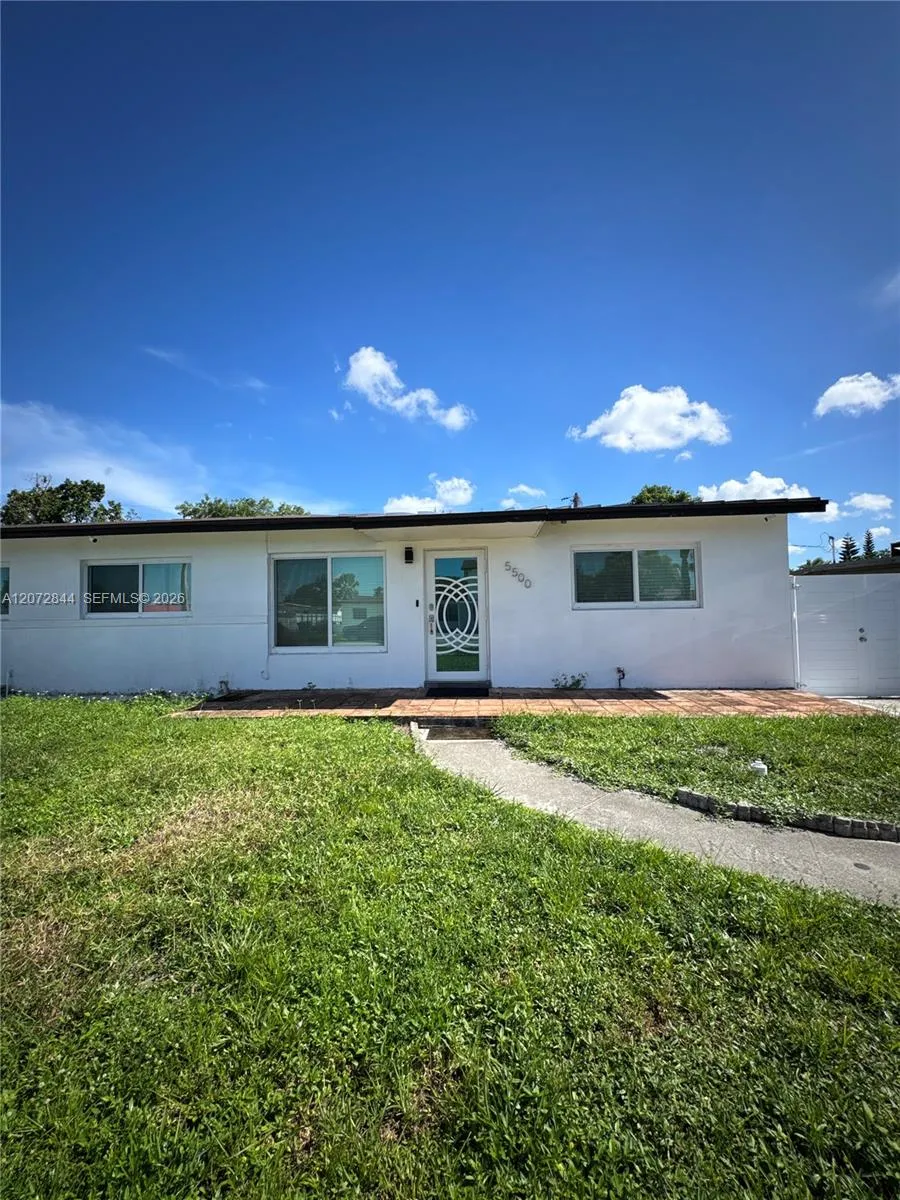 5500 NW 178th Ter Miami Gardens, FL 33055