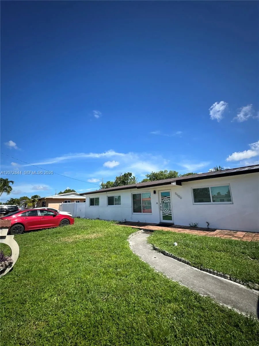 5500 NW 178th Ter Miami Gardens, FL 33055