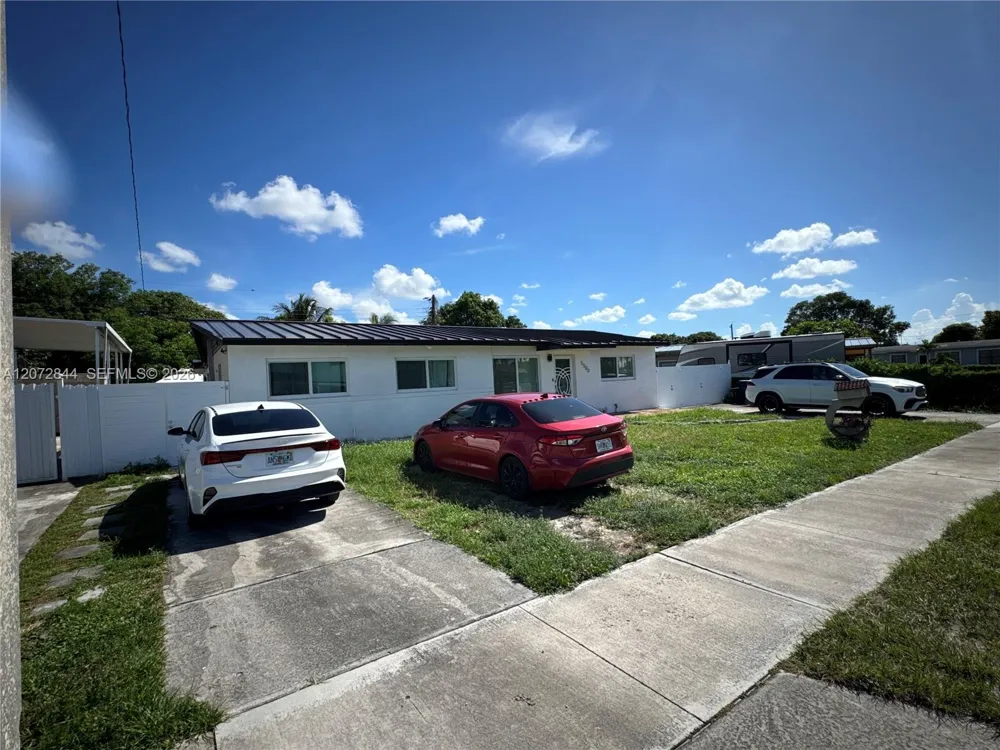 5500 NW 178th Ter Miami Gardens, FL 33055