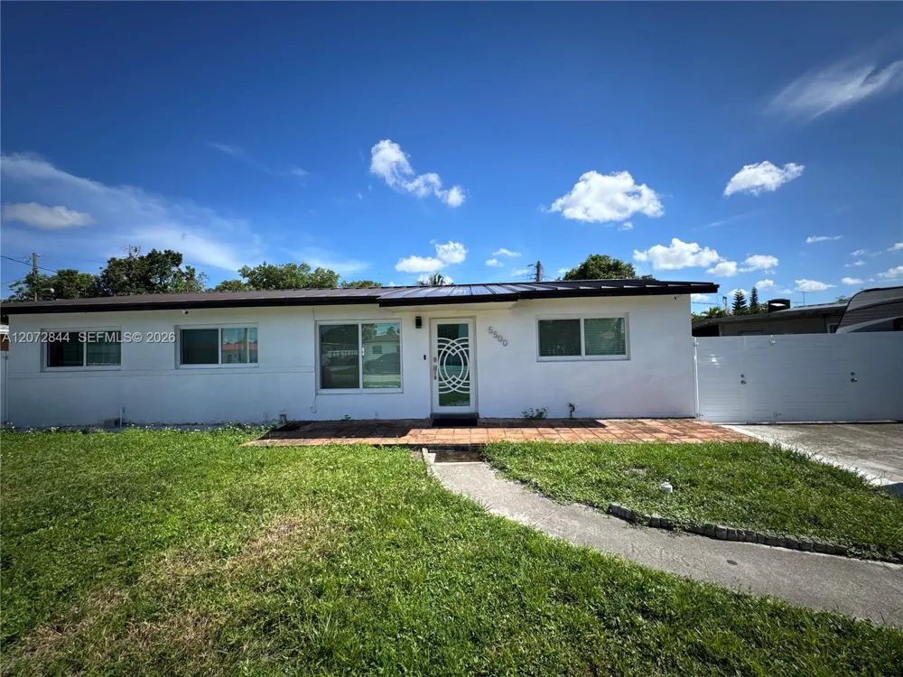 5500 NW 178th Ter Miami Gardens, FL 33055