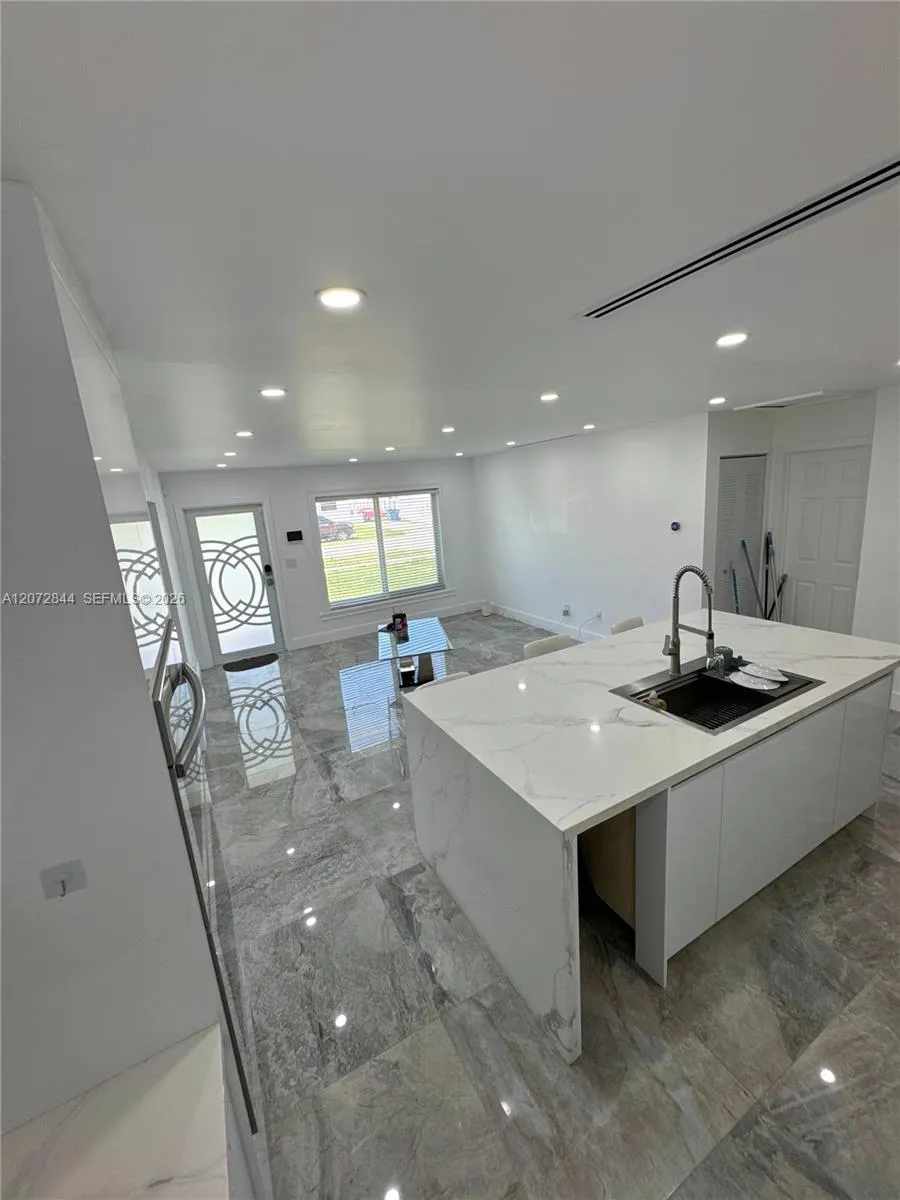 5500 NW 178th Ter Miami Gardens, FL 33055