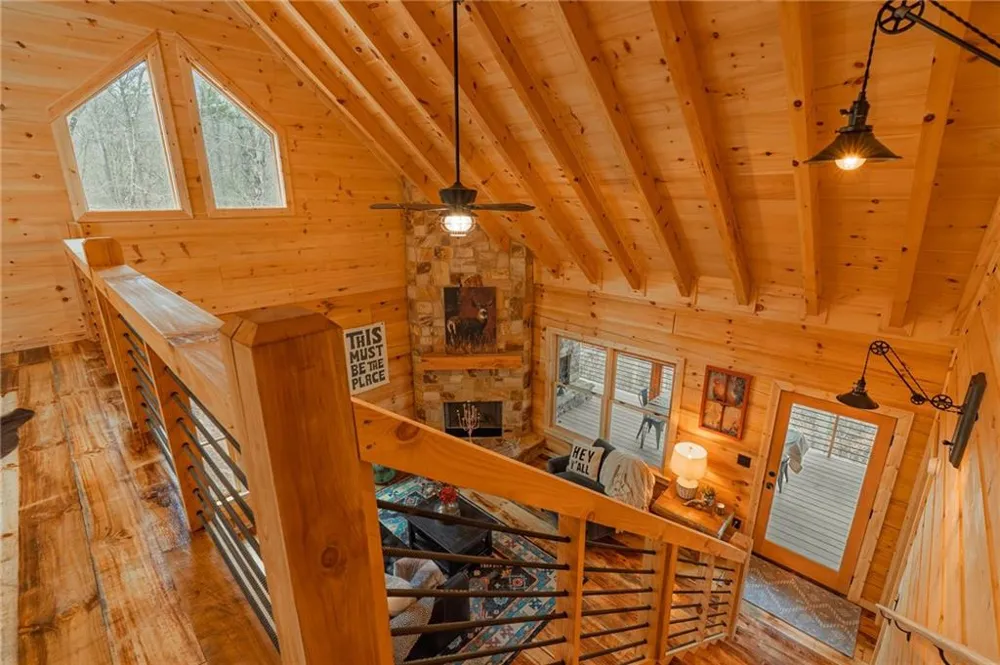 138 Rhondas Way Ellijay, GA 30540