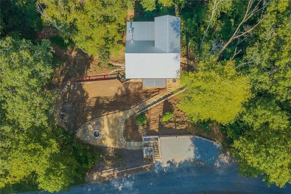 138 Rhondas Way Ellijay, GA 30540