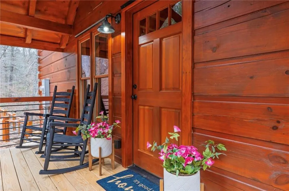 138 Rhondas Way Ellijay, GA 30540
