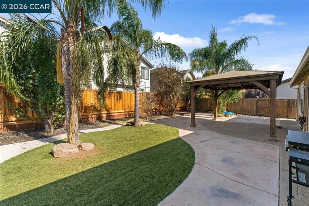 563 Silver Saddle Dr Pittsburg, CA 94565