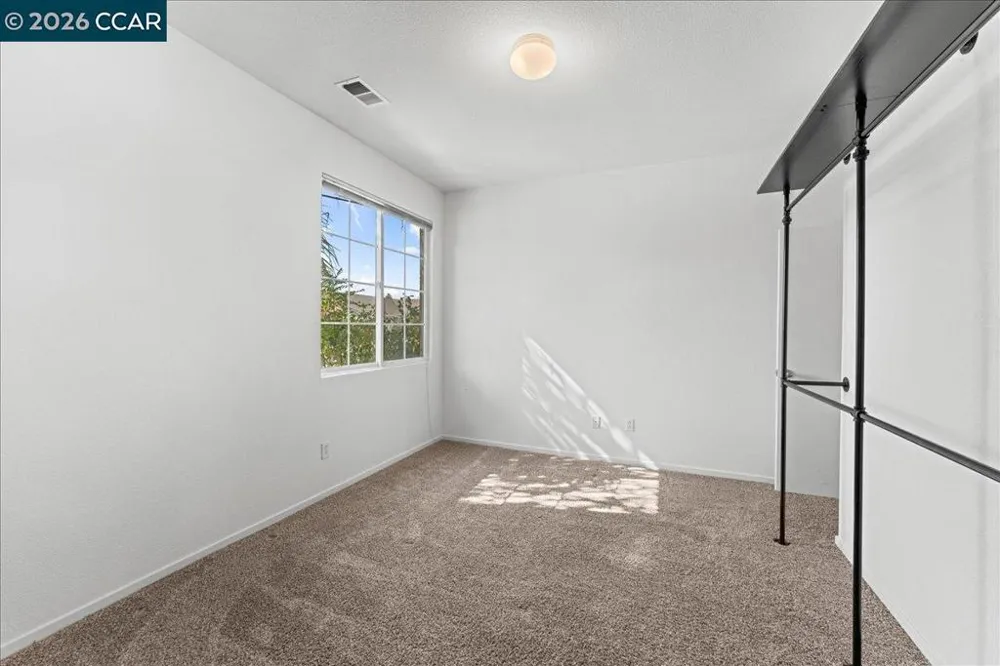 563 Silver Saddle Dr Pittsburg, CA 94565