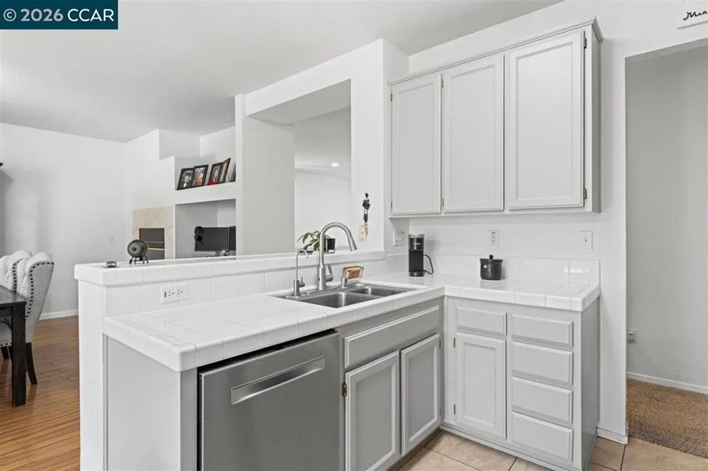 563 Silver Saddle Dr Pittsburg, CA 94565