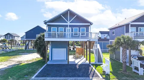 1062 Shady Lane