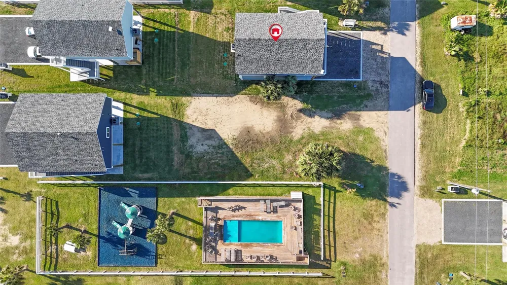1062 Shady Lane Gilchrist, TX 77617