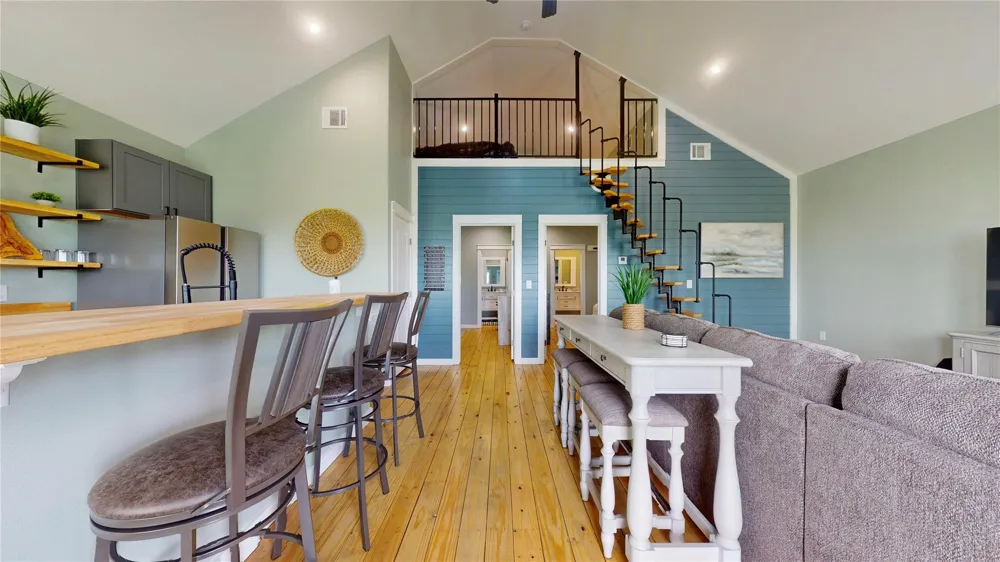 1062 Shady Lane Gilchrist, TX 77617