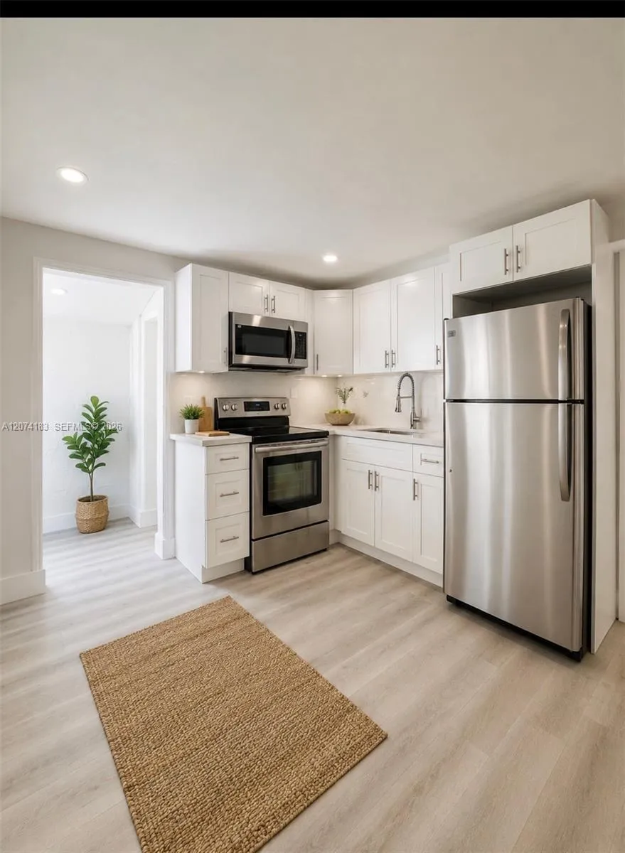 3351 NW 52nd St Miami, FL 33142