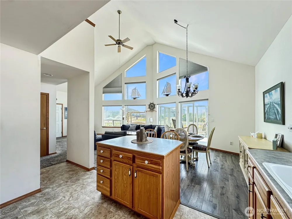 1050 Ocean Shores Boulevard Ocean Shores, WA 98569