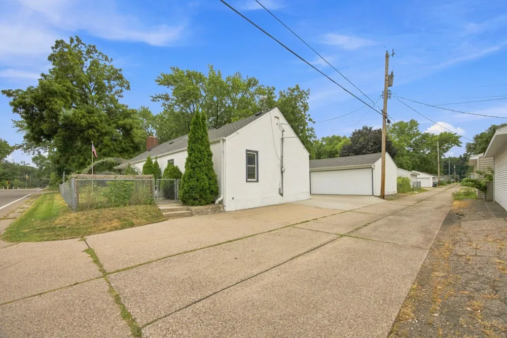 6900 Queen Avenue S Richfield, MN 55423