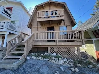 1374 Rock Ridge